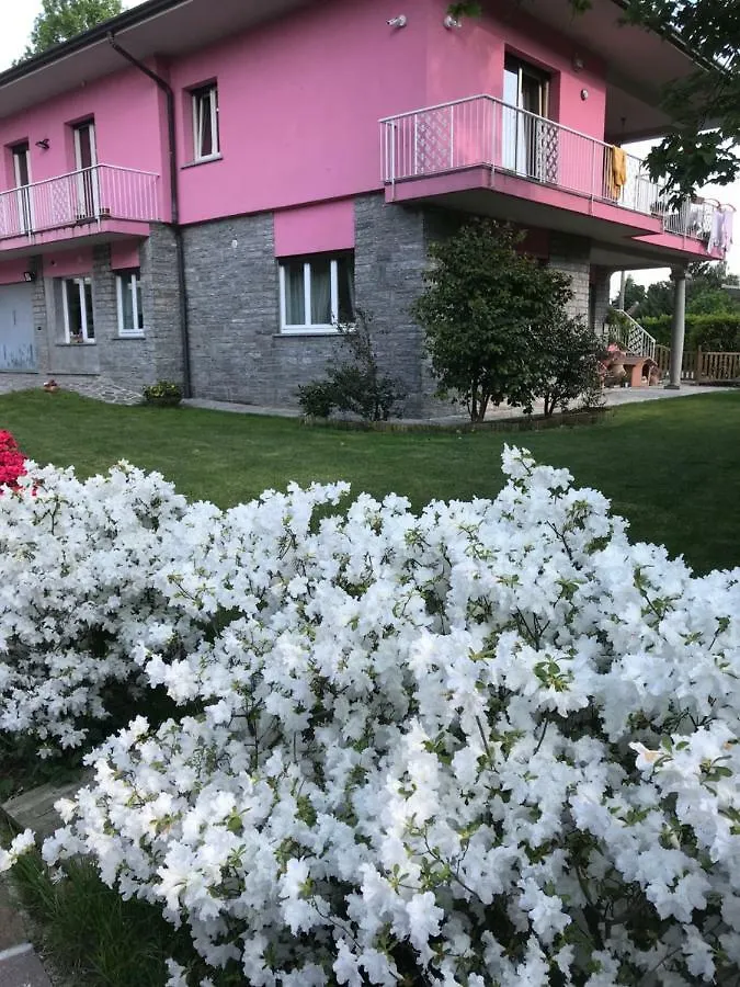 B&B La Rosa Del Lago Reno Di Leggiuno Oda ve Kahvaltı