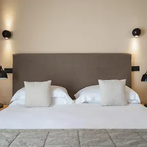 **** Hotel Select & - Italia