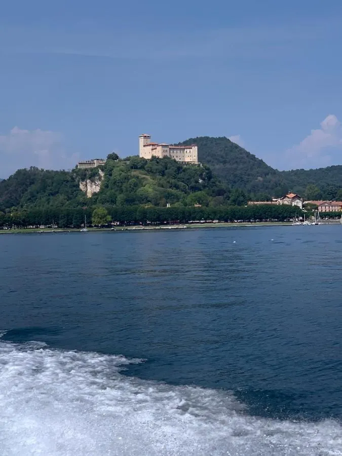 B&B La Rosa Del Lago Reno Di Leggiuno Italien