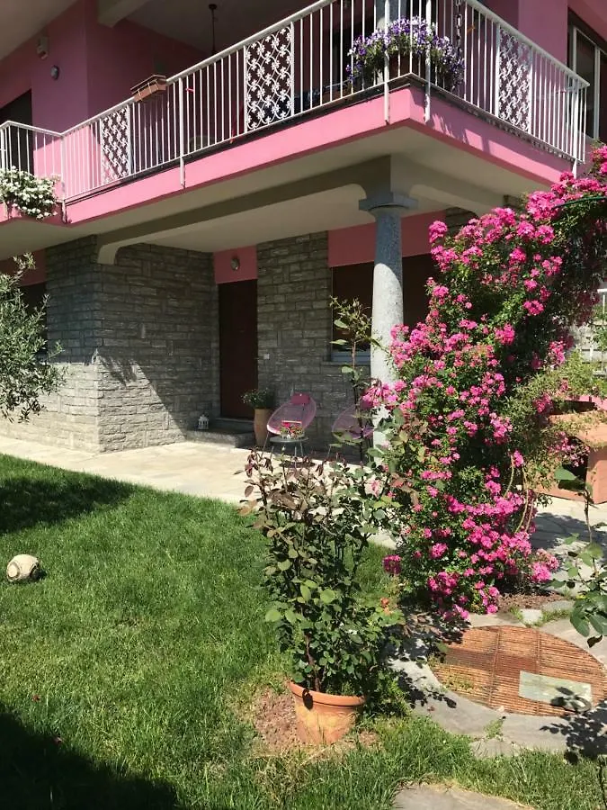 B&B La Rosa Del Lago Reno Di Leggiuno 0*,